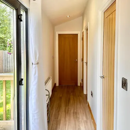 The Birches With Hot Tub * 约克