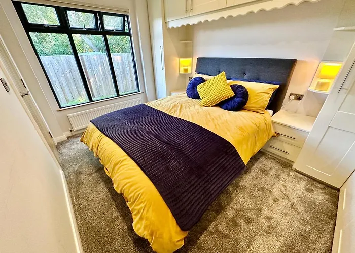 The Birches With Hot Tub York