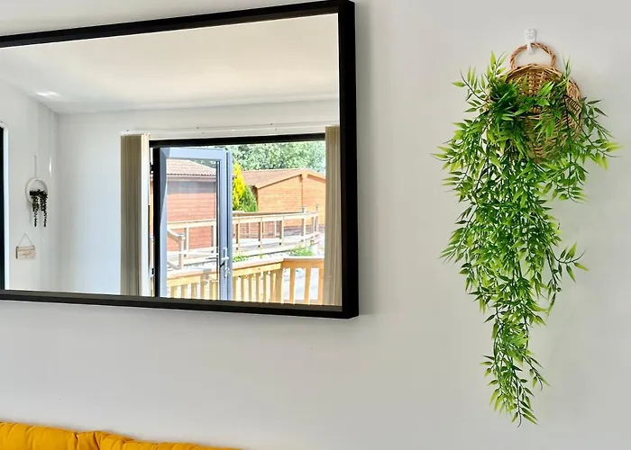 The Birches With Hot Tub * יורק